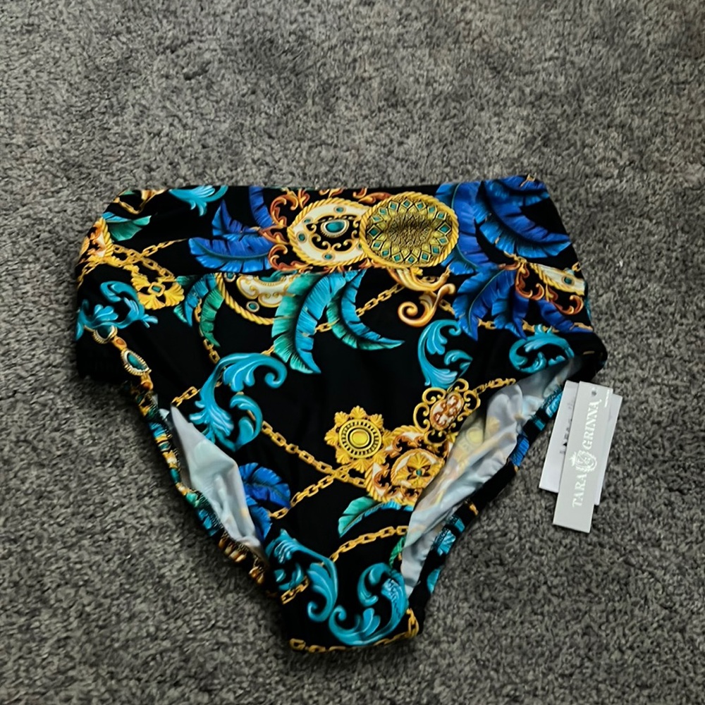 Tara Grinna swim bottoms